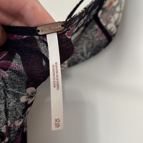 Free People Floral Top - Picture 6 of 8